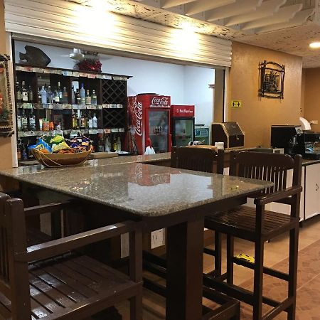 Anda White Beach Resort מראה חיצוני תמונה